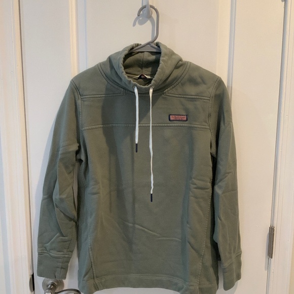 Vineyard Vines pullover - Picture 1 of 4